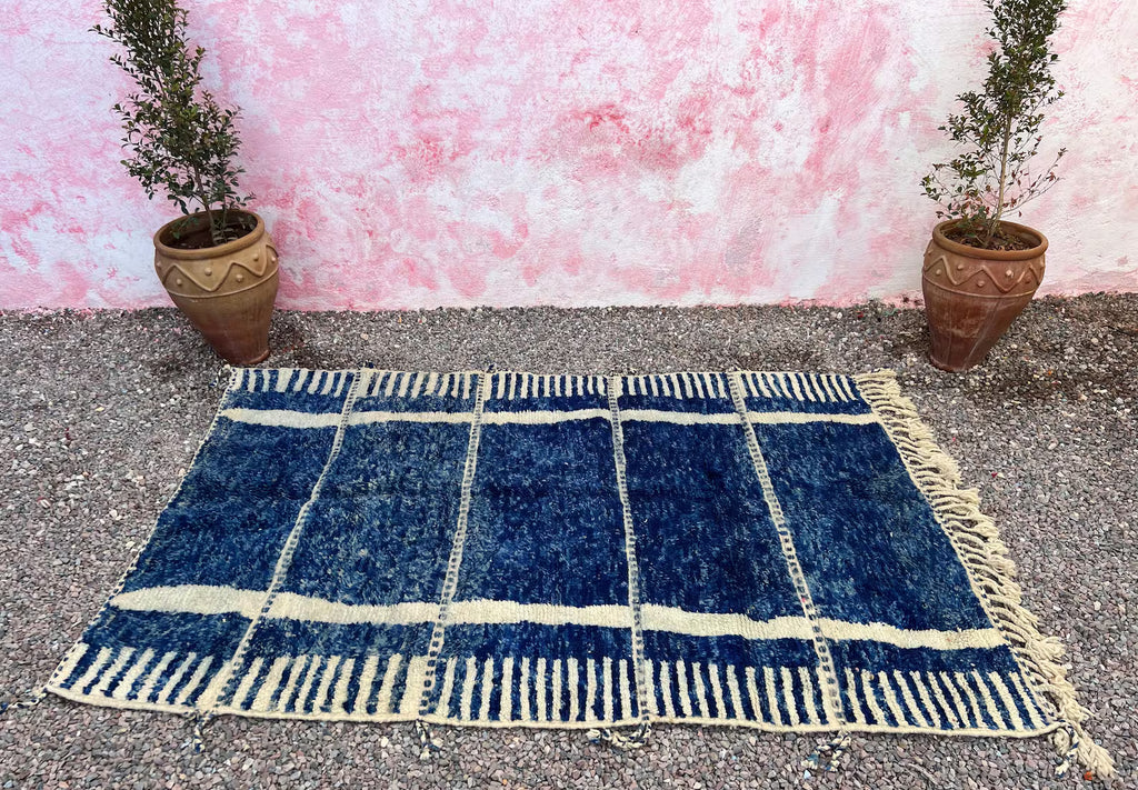 Alfombra Bereber "Azul Índigo" – Tradición Ancestral y Geometría Lineal