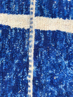 Alfombra Bereber "Azul Índigo" – Tradición Ancestral y Geometría Lineal