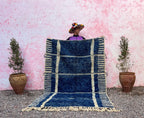Alfombra Bereber "Azul Índigo" – Tradición Ancestral y Geometría Lineal