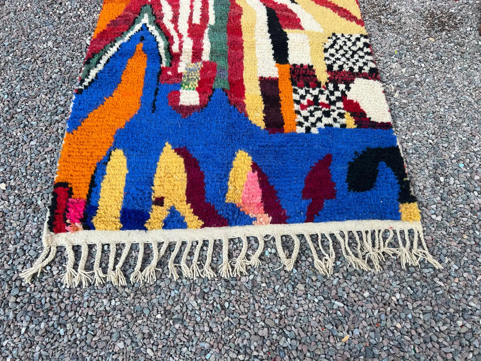 Alfombra Bereber Boucherouite "Paisaje Abstracto" – Obra Maestra de Expresión Cromática