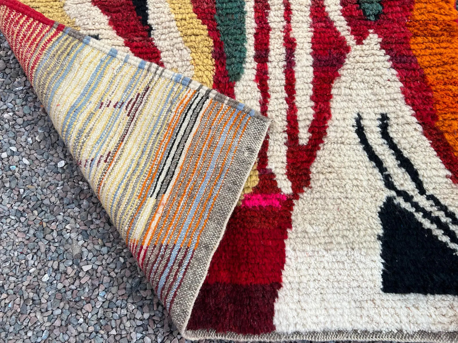 Alfombra Bereber Boucherouite "Paisaje Abstracto" – Obra Maestra de Expresión Cromática