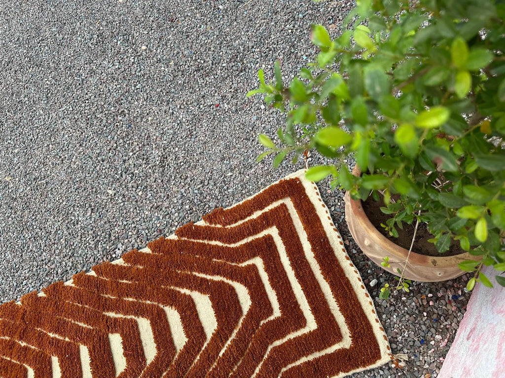 Alfombra Bereber "Paisaje Interior" – Arte Abstracto en Lana con Relieves Multicolor