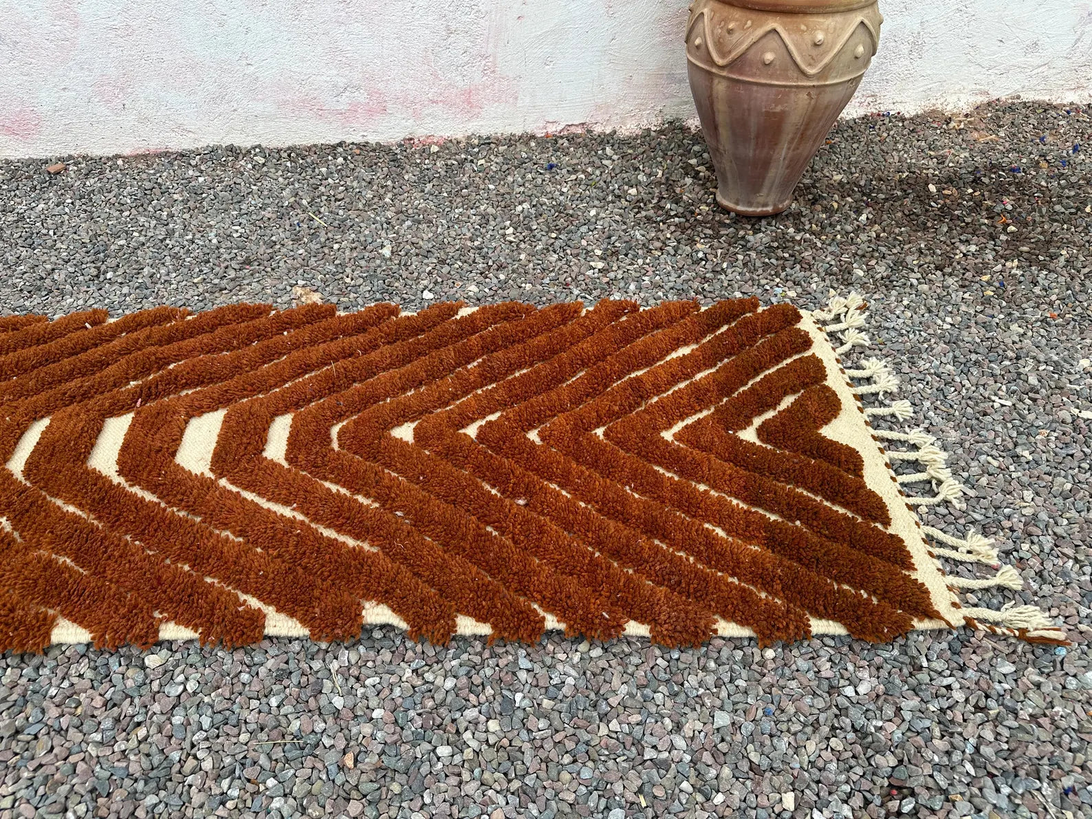 Alfombra Bereber "Paisaje Interior" – Arte Abstracto en Lana con Relieves Multicolor