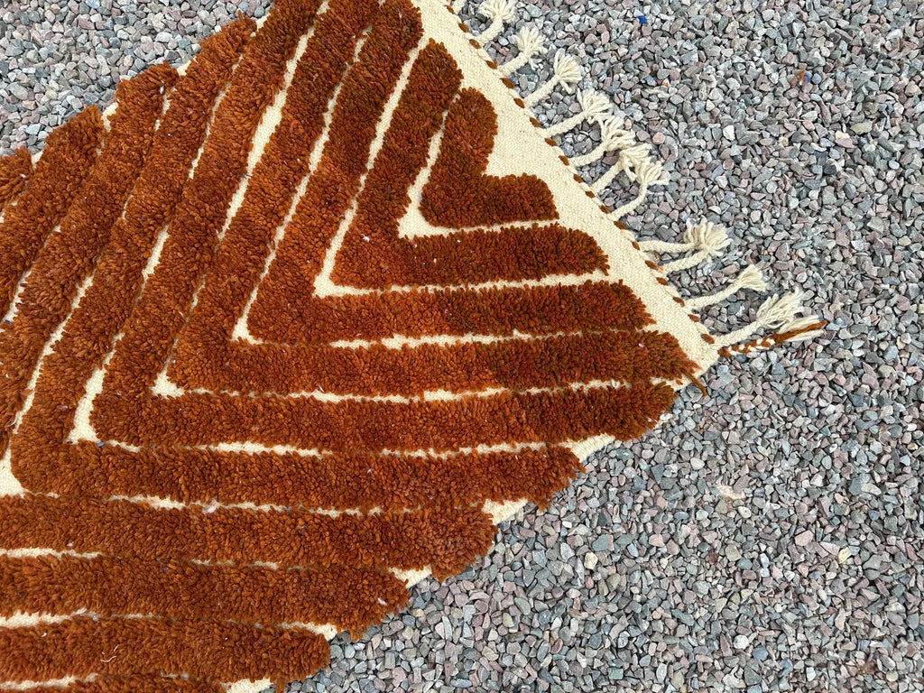 Alfombra Bereber "Paisaje Interior" – Arte Abstracto en Lana con Relieves Multicolor