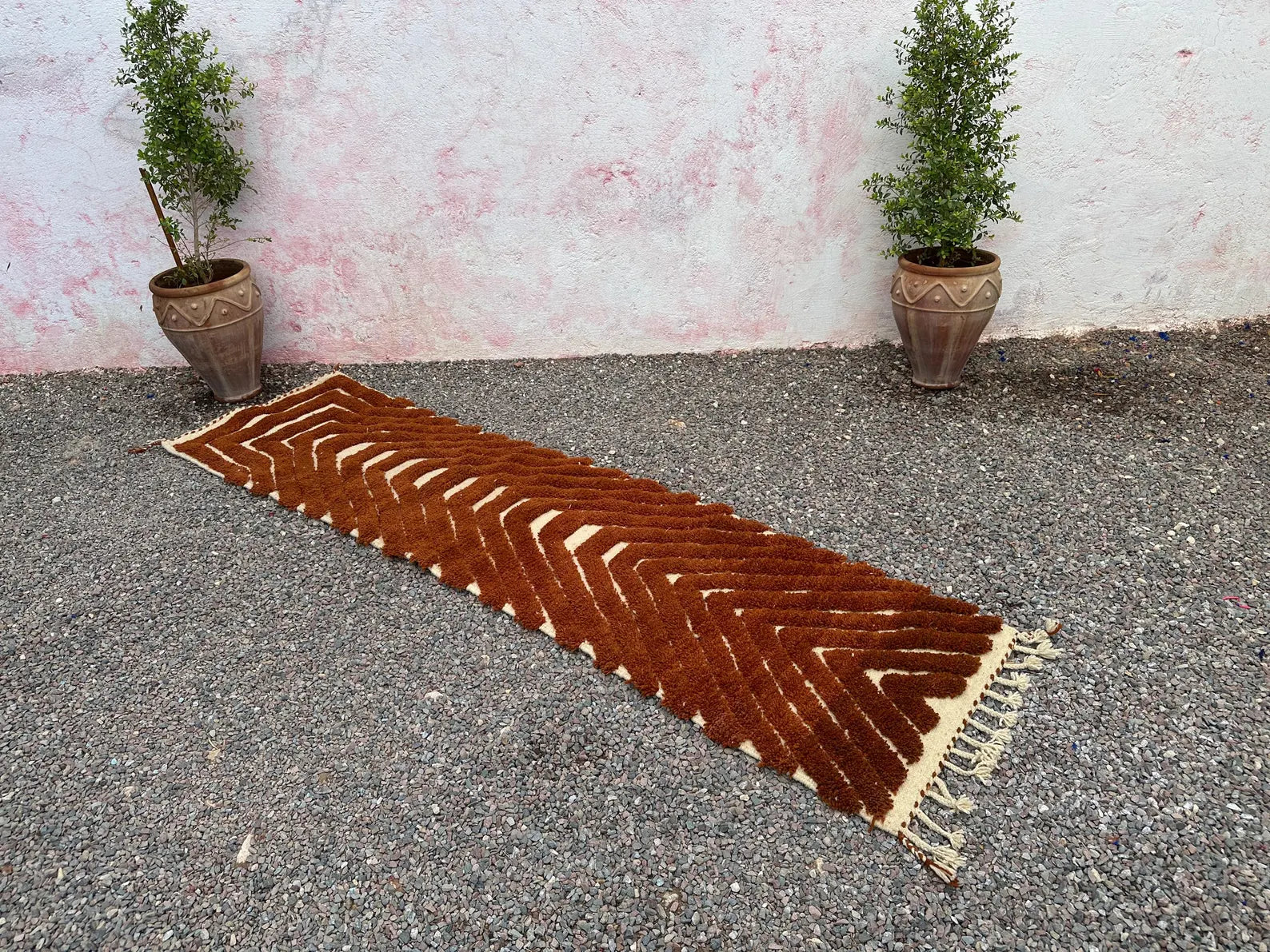 Alfombra Bereber "Paisaje Interior" – Arte Abstracto en Lana con Relieves Multicolor