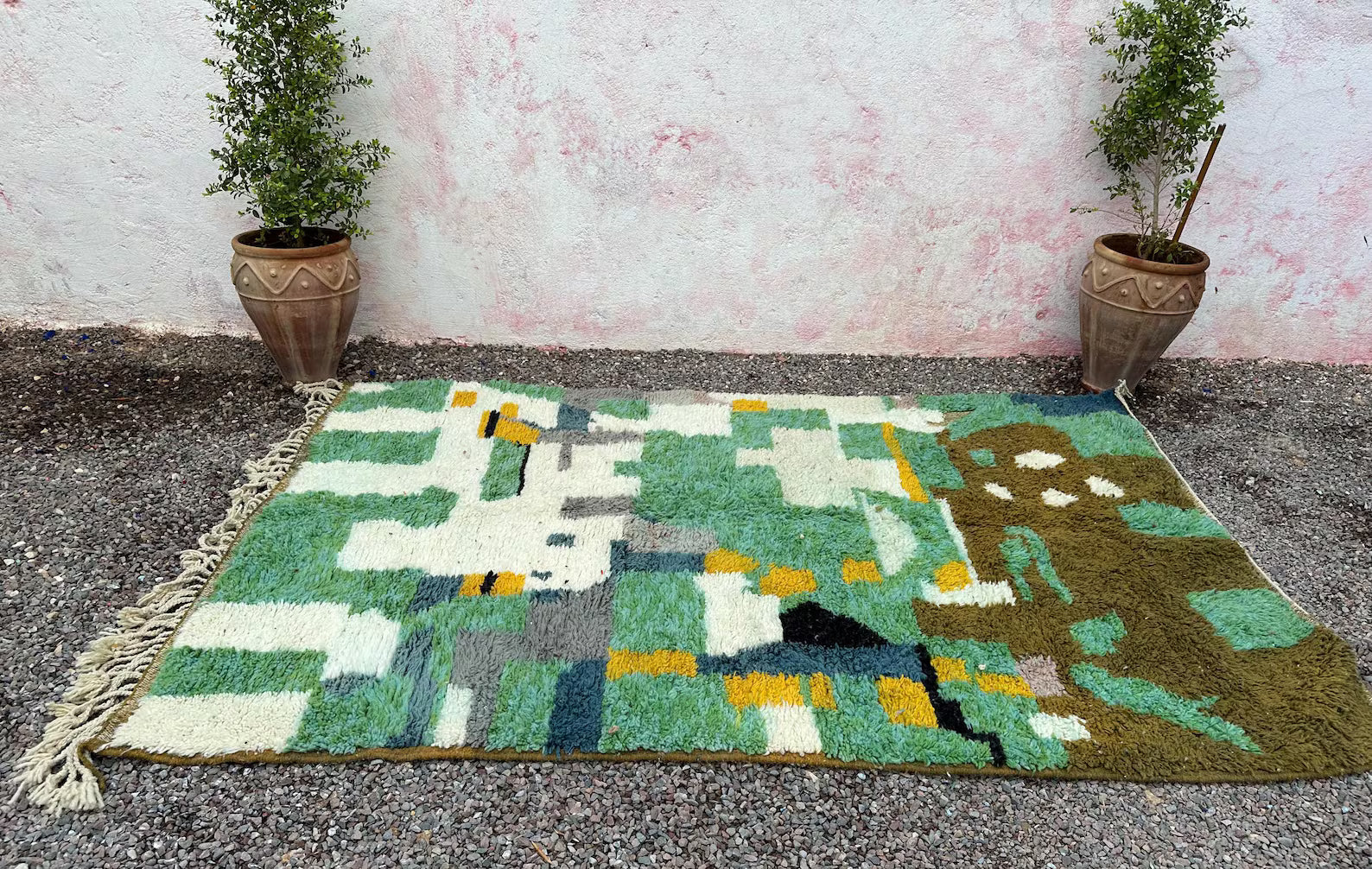 Alfombra Bereber "Primavéra de Marrakech" – Naranja Vibrante con Detalles en Azul Añil