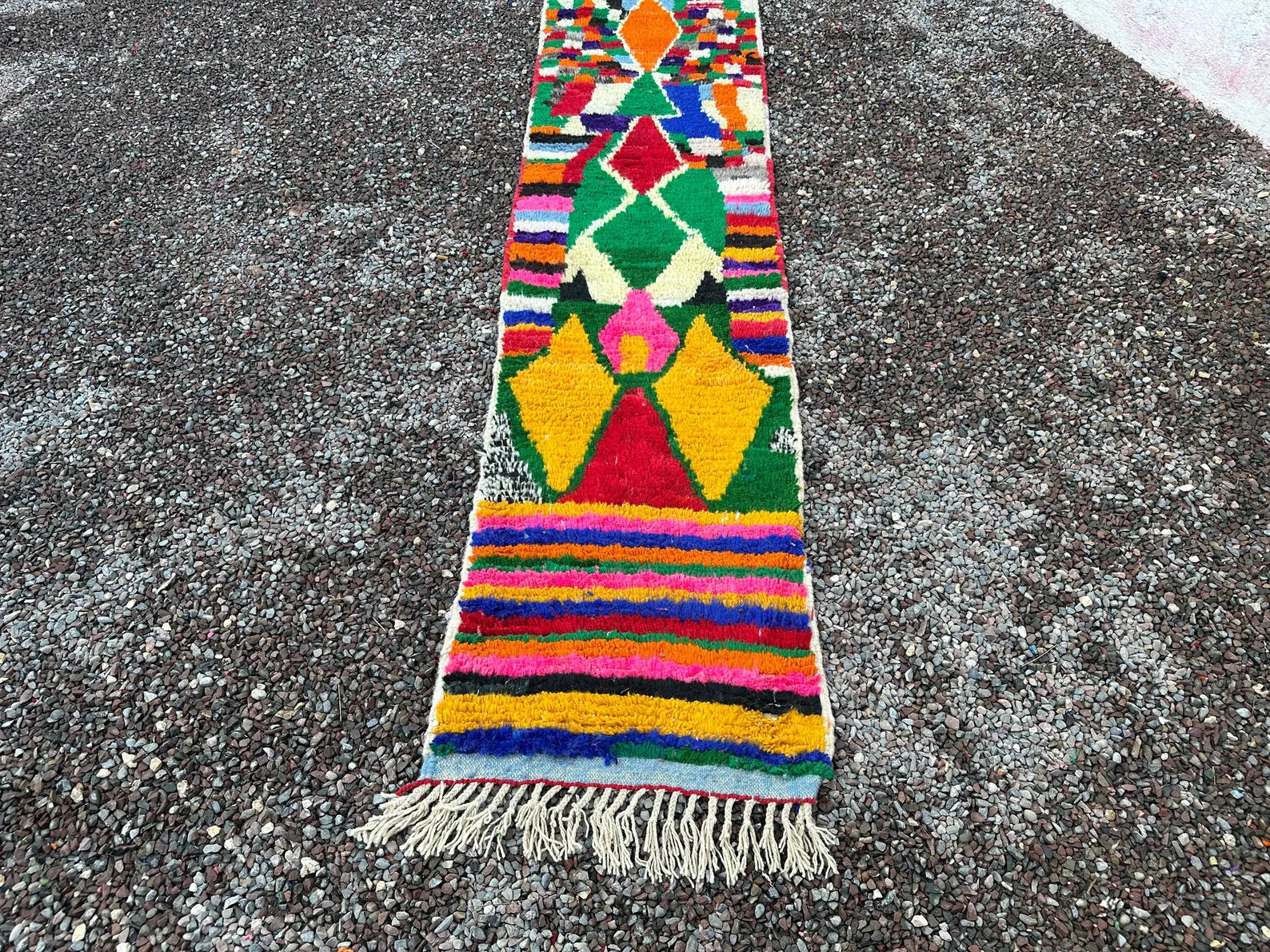 Alfombra Bereber Azilal "Constelación del Atlas" – Lana Natural y Geometría en Relieve