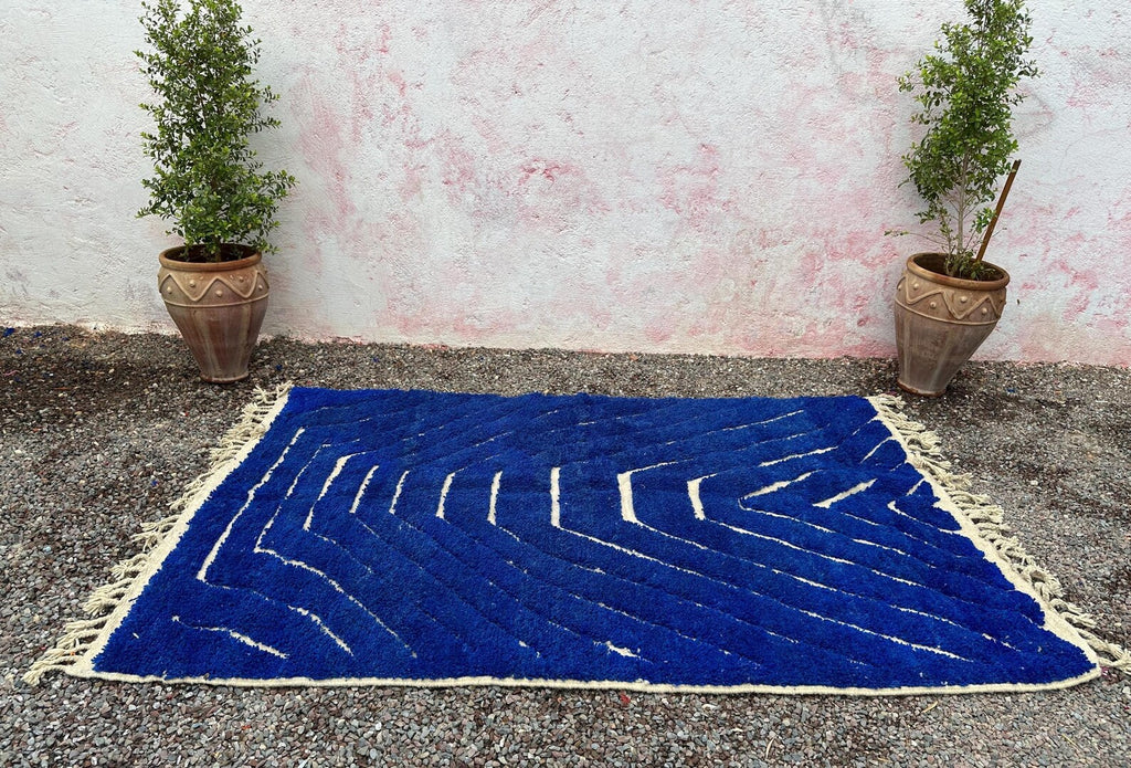 Alfombra Bereber "Mosaico de Historias" – Boucherouite de Alta Densidad en Rojo, Azul y Verde