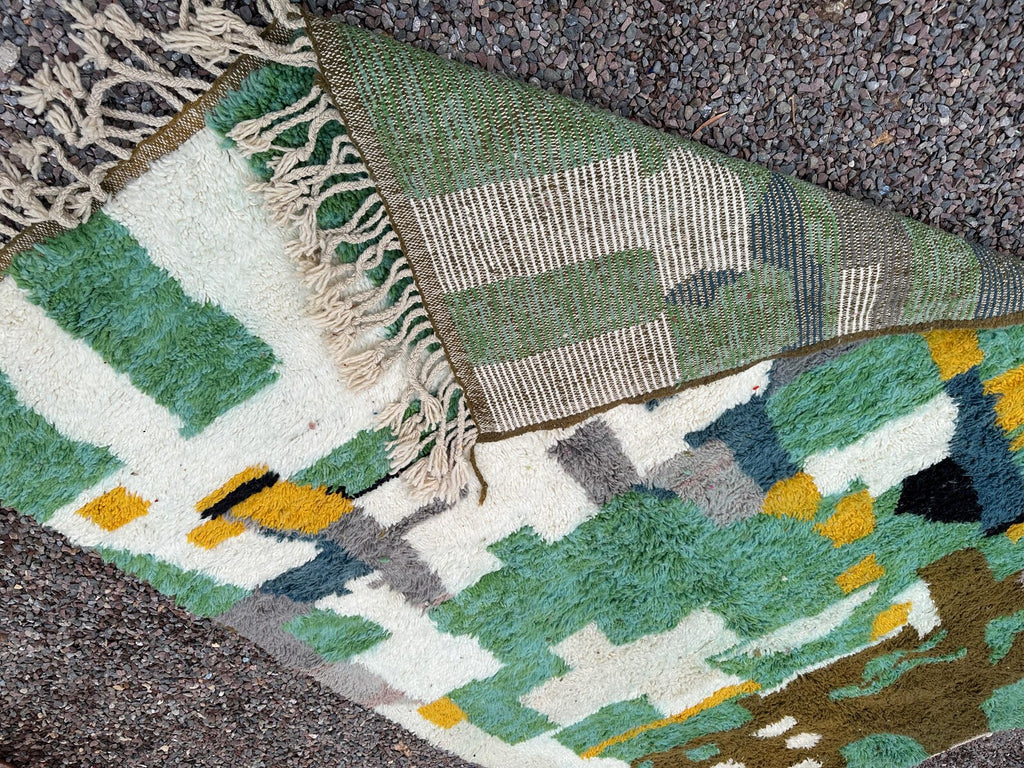 Alfombra Bereber "Primavéra de Marrakech" – Naranja Vibrante con Detalles en Azul Añil