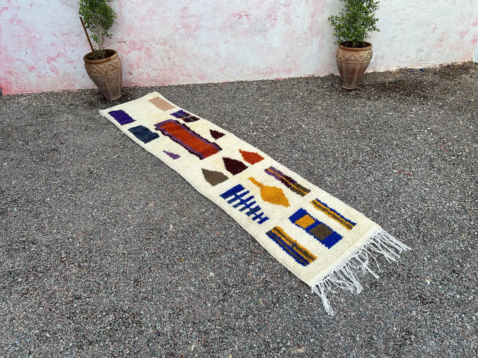 Alfombra Pasillera Bereber "Portal del Atlas" – Lana Natural y Geometría Sagrada