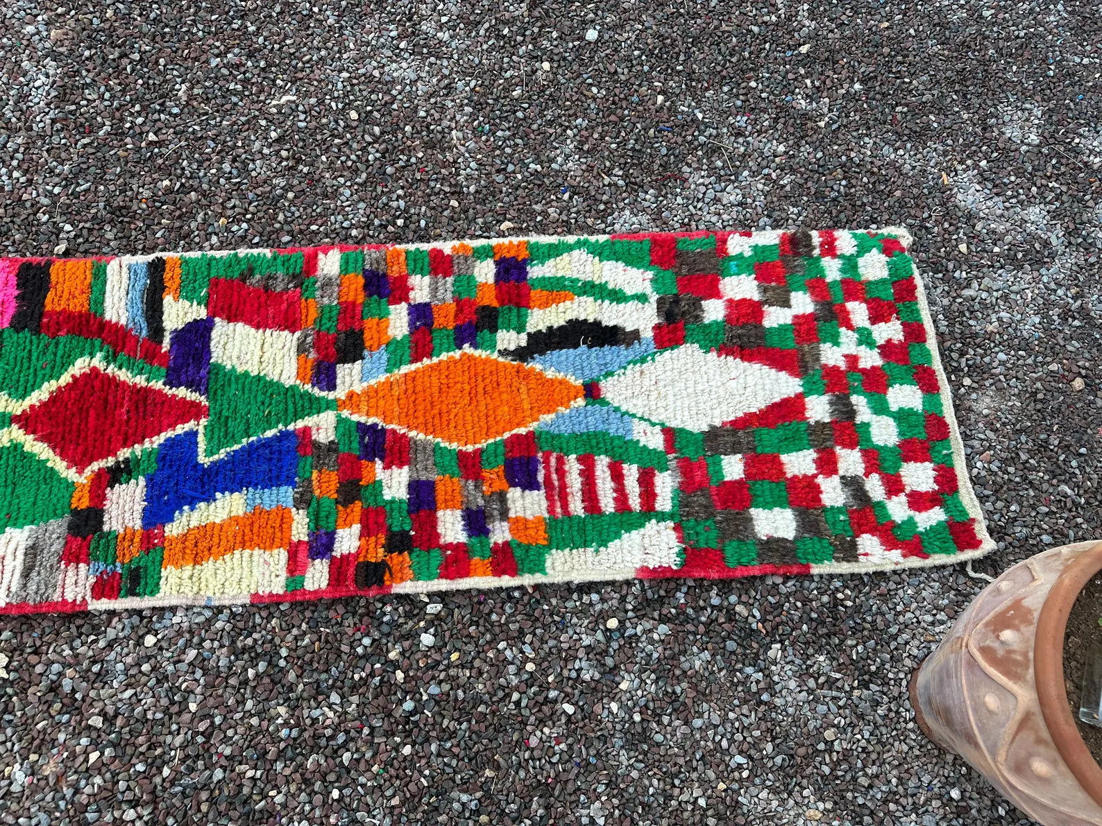 Alfombra Bereber Azilal "Constelación del Atlas" – Lana Natural y Geometría en Relieve